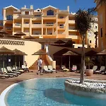 Estrela Da Casavalerie With Gym And Indoor Pool Lejlighed